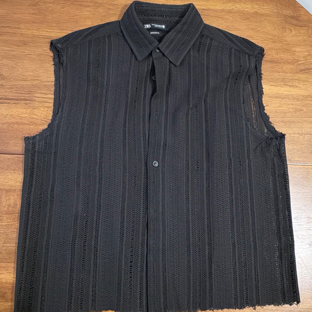 Zara Black Sleeveless Open-Knit cropped top